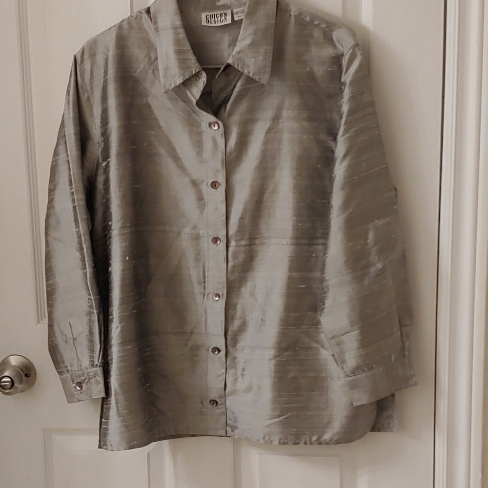 Chico's metallic gray blouse silk sz 2